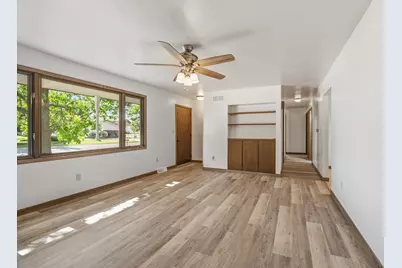 1712  McKinley St, New Holstein, WI 53061 - Photo 5