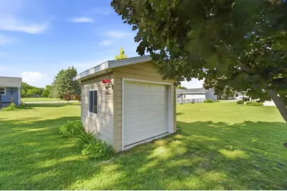1712  McKinley St, New Holstein, WI 53061 - Photo 31