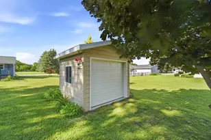 1712 McKinley St, New Holstein, WI 53061 - Photo 31