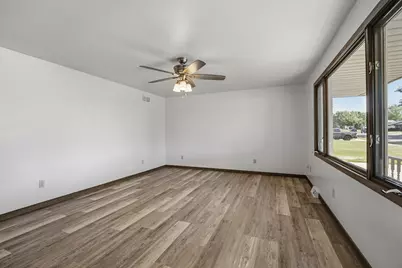 1712  McKinley St, New Holstein, WI 53061 - Photo 3