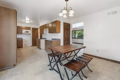 1712  McKinley St, New Holstein, WI 53061 - Photo 9