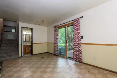 5210 S Balboa Dr, New Berlin, WI 53151 - Photo 17