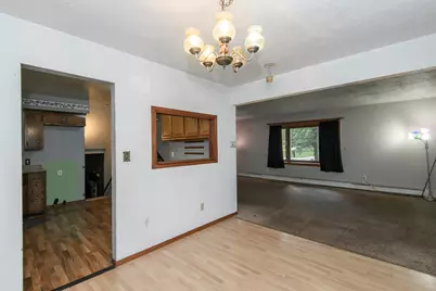 5210 S Balboa Dr, New Berlin, WI 53151 - Photo 7