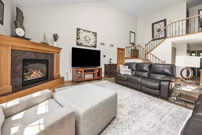 309  Woodlands Ct, Hartland, WI 53029 - Photo 13