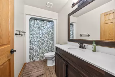 309  Woodlands Ct, Hartland, WI 53029 - Photo 31