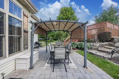 309  Woodlands Ct, Hartland, WI 53029 - Photo 35