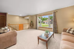 918 Sunset Ln, Horicon, WI 53032 - Photo 7