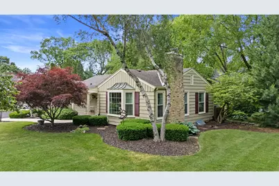 200 S Vincennes Cir, Racine, WI 53402 - Photo 27