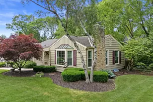 200 S Vincennes Cir, Racine, WI 53402 - Photo 27
