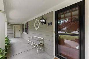 200 S Vincennes Cir, Racine, WI 53402 - Photo 3