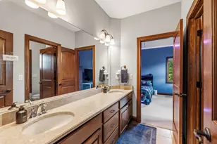 12575 N Hawks Glen Ct, Mequon, WI 53097 - Photo 31