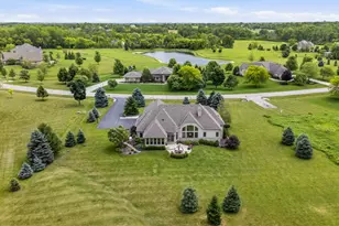 12575 N Hawks Glen Ct, Mequon, WI 53097 - Photo 57