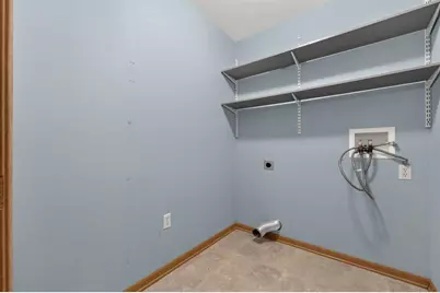 6195  Walnut Ln #68, Cudahy, WI 53110 - Photo 17