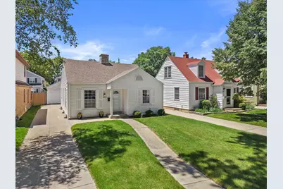 4823 N Hollywood Ave, Whitefish Bay, WI 53217 - Photo 3