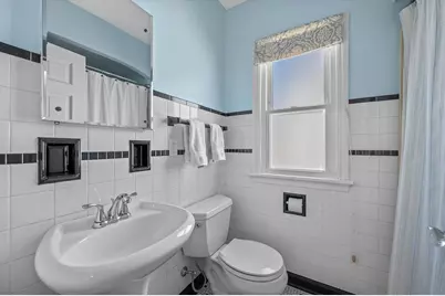 4823 N Hollywood Ave, Whitefish Bay, WI 53217 - Photo 17