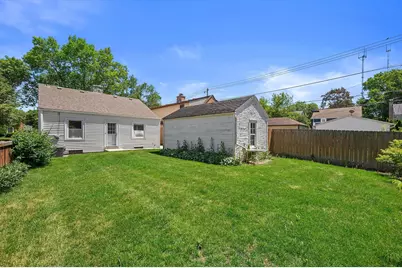 4823 N Hollywood Ave, Whitefish Bay, WI 53217 - Photo 27