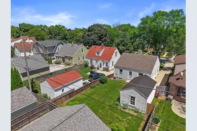 4823 N Hollywood Ave, Whitefish Bay, WI 53217 - Photo 29