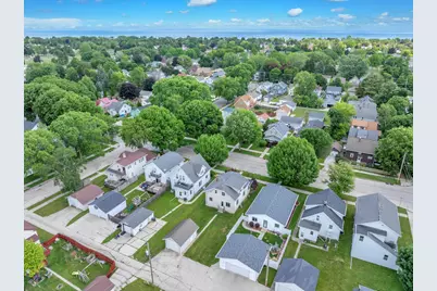 2416 N 11th St, Sheboygan, WI 53083 - Photo 7
