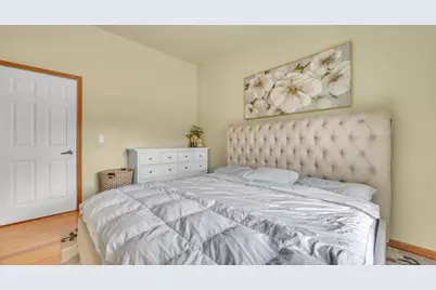 2416 N 11th St, Sheboygan, WI 53083 - Photo 21