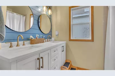 2416 N 11th St, Sheboygan, WI 53083 - Photo 19