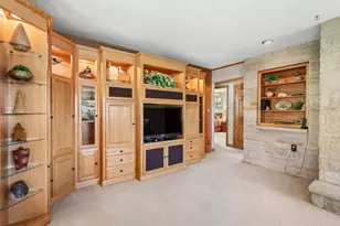 780 Michael Dr, Brookfield, WI 53045 - Photo 5