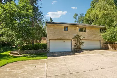 780  Michael Dr, Brookfield, WI 53045 - Photo 33
