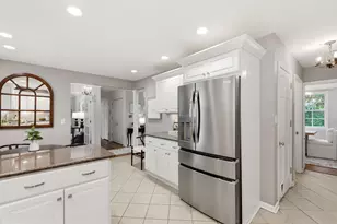 8921 N Lake Dr, Bayside, WI 53217 - Photo 19