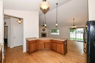 170 N Wild Flower Ln, Elkhorn, WI 53121 - Photo 13