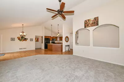 170 N Wild Flower Ln, Elkhorn, WI 53121 - Photo 9