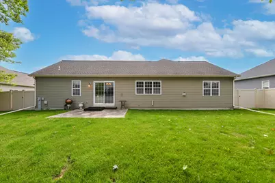 170 N Wild Flower Ln, Elkhorn, WI 53121 - Photo 39