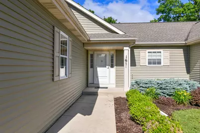 170 N Wild Flower Ln, Elkhorn, WI 53121 - Photo 45