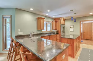 1248 N Lost Woods Rd, Summit, WI 53066 - Photo 9