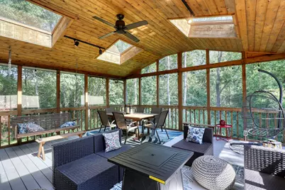 1248 N Lost Woods Rd, Summit, WI 53066 - Photo 5