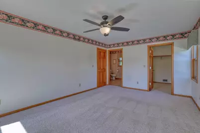 4461 S 116th St, Greenfield, WI 53228 - Photo 25