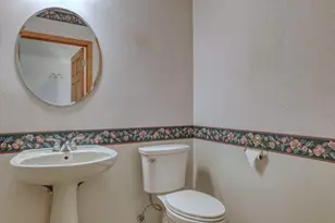 4461 S 116th St, Greenfield, WI 53228 - Photo 21