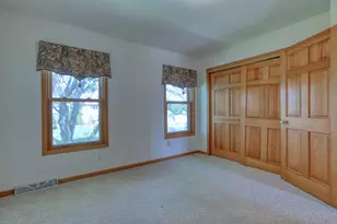 4461 S 116th St, Greenfield, WI 53228 - Photo 31