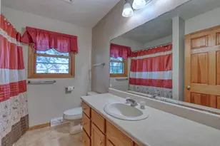 4461 S 116th St, Greenfield, WI 53228 - Photo 25
