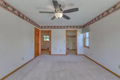 4461 S 116th St, Greenfield, WI 53228 - Photo 21
