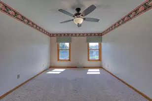 4461 S 116th St, Greenfield, WI 53228 - Photo 19