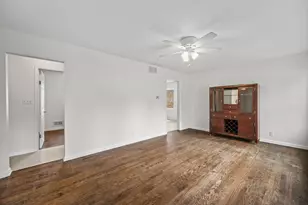 2444 S 83rd St, West Allis, WI 53219 - Photo 9