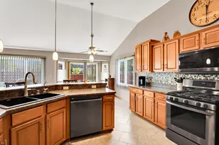5309 32nd St, Kenosha, WI 53144 - Photo 3
