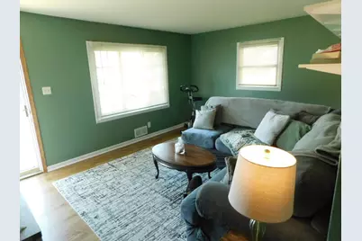 1531  Birch Dr, Waukesha, WI 53188 - Photo 5