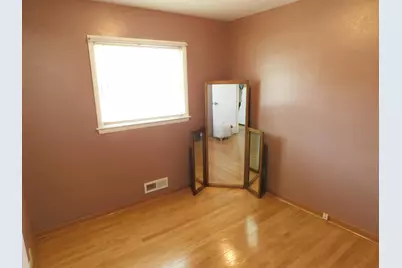 1531  Birch Dr, Waukesha, WI 53188 - Photo 9