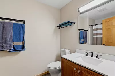 4702  Hunters Glen Dr, Sheboygan, WI 53083 - Photo 19