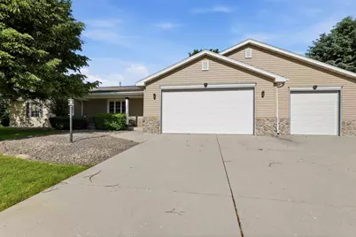 4702  Hunters Glen Dr, Sheboygan, WI 53083 - Photo 37