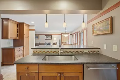 3934 N Harcourt Pl, Shorewood, WI 53211 - Photo 11