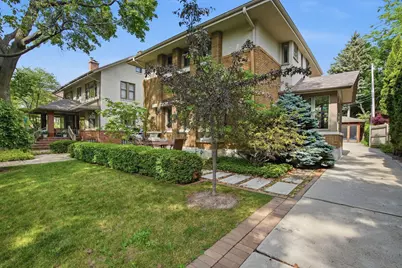 3934 N Harcourt Pl, Shorewood, WI 53211 - Photo 39