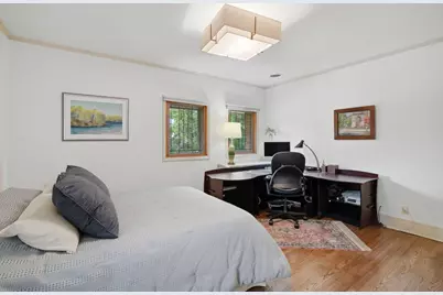 3934 N Harcourt Pl, Shorewood, WI 53211 - Photo 27