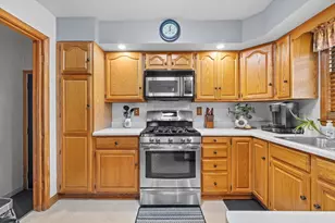 2320 51st St, Kenosha, WI 53140 - Photo 9