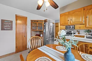 2320 51st St, Kenosha, WI 53140 - Photo 15